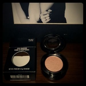 Mac goldbit lustre eyeshadow